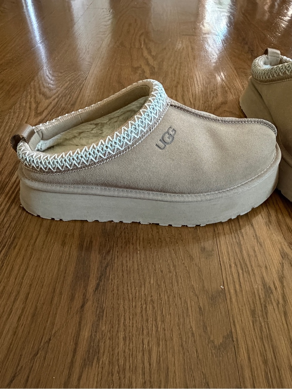 UGG Tazz II in Sand - Picture 2 of 6